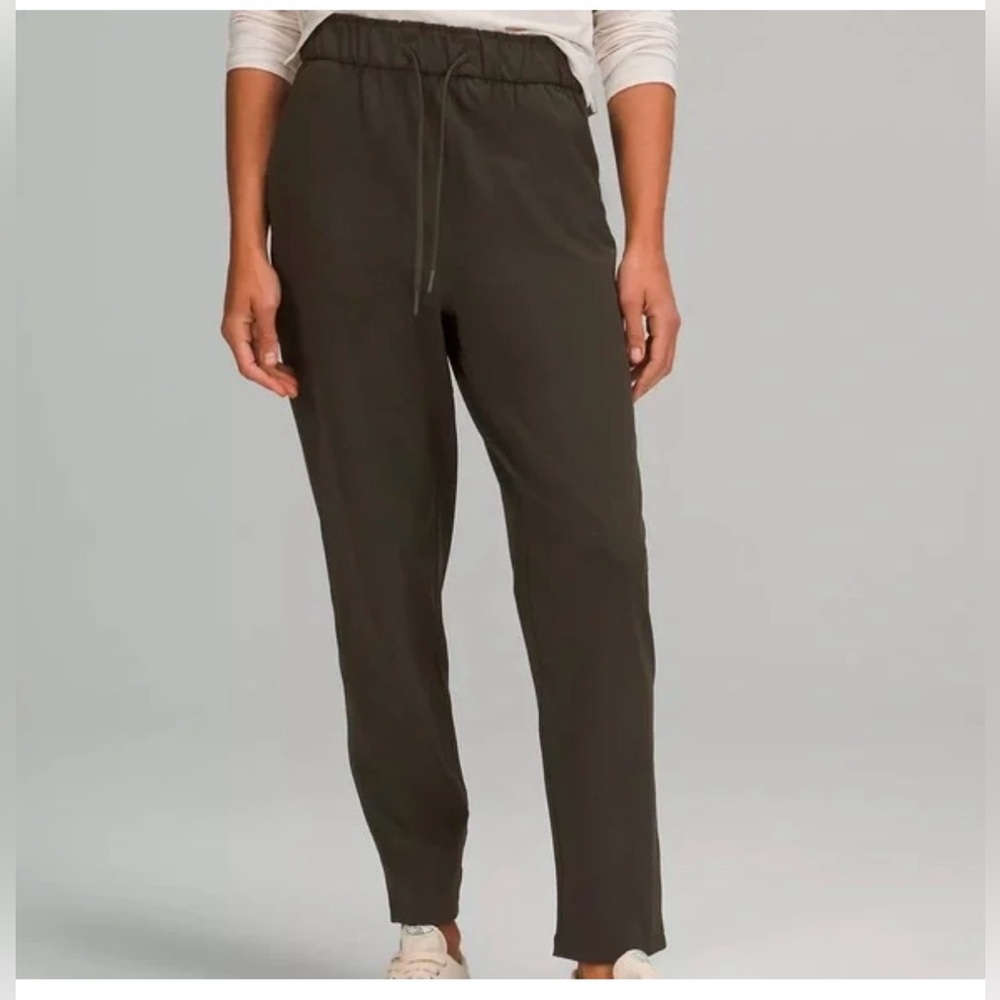 lululemon athletica black drawstring joggers